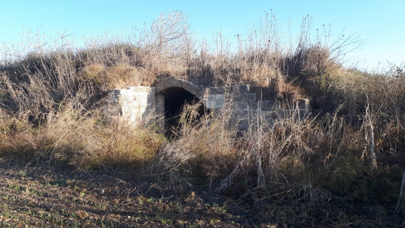 קובץ:באר אנטיליה מול שוני.jpg