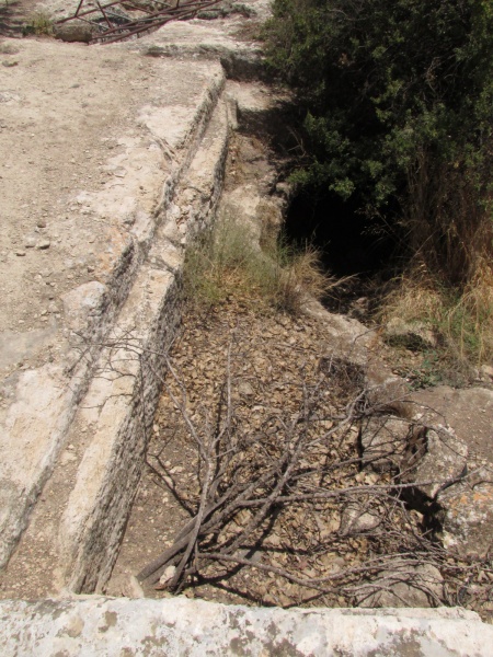 קובץ:מערהחצובהצפא.JPG