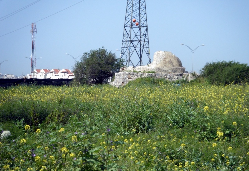 קובץ:קבר אשר.JPG