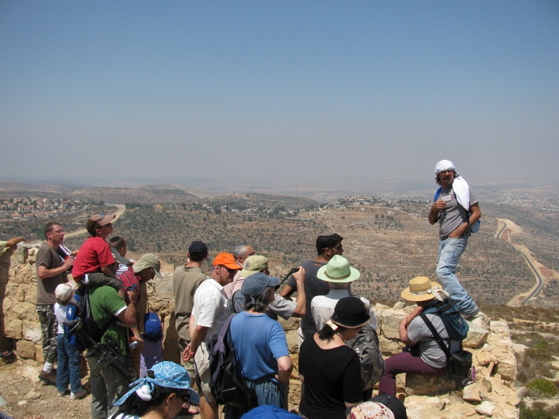 קובץ:רכס הראש עם בני הר אבן (6).JPG