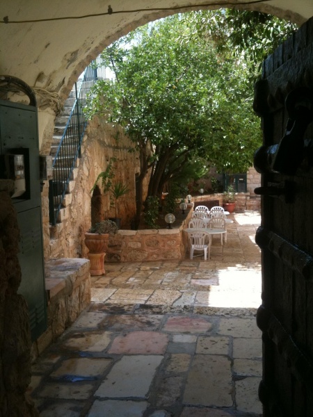 קובץ:2011.10.17-112334.466.iphone.jpg