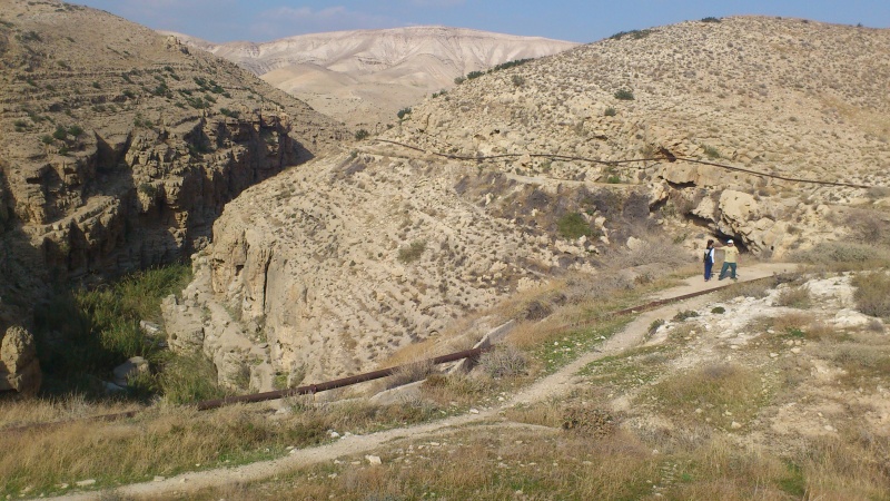קובץ:2014 עין פרת עם ואדיק 06.JPG