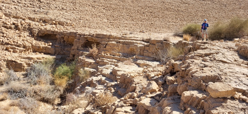 קובץ:2022-10-15T11 04 46.037300435879.jpg