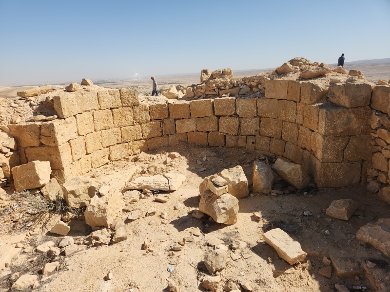 קובץ:2025-02-18T10 33 32.899517404396.jpg