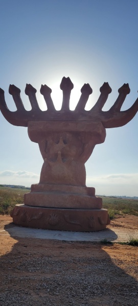קובץ:2025-04-25T09 43 49.717513137273.jpg