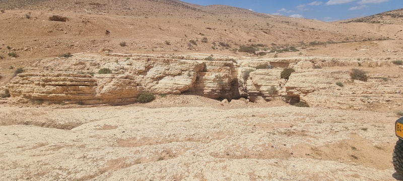קובץ:2025-04-26T13 53 12.02350664073.jpg