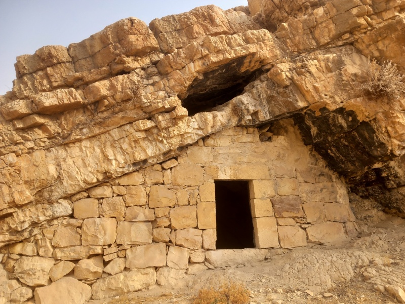 קובץ:2025-08-12T08 33 08.489277169852.jpg