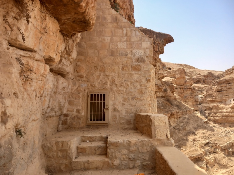 קובץ:2025-08-12T13 16 37.162654973382.jpg