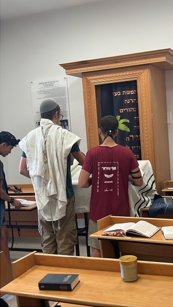 קובץ:2025-08-18T21 36 28.829225919074.jpg