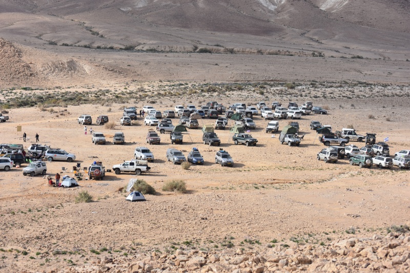 קובץ:Karkom-Parking.JPG